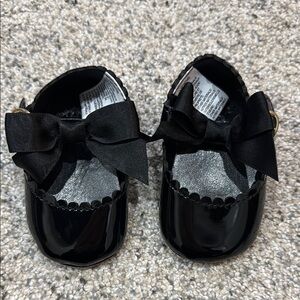 Janie and Jack Black Patent Bow Mary Jane Baby Shoes